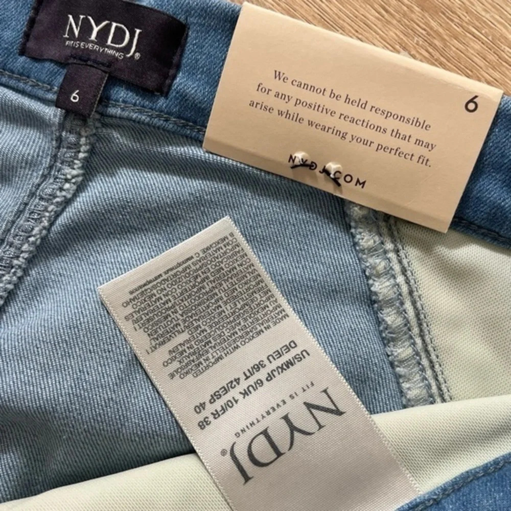 NYDJ light wash Skinny Jeans slimming lift tuck technology contour ami crop sz 6 - Picture 8 of 10
